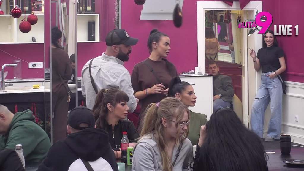 Ne želim da ih dižem na pijedestal: Maja rešila da ovog puta ipak ne daje na značaju Luki i Aniti, odlučila da su joj top! (VIDEO)