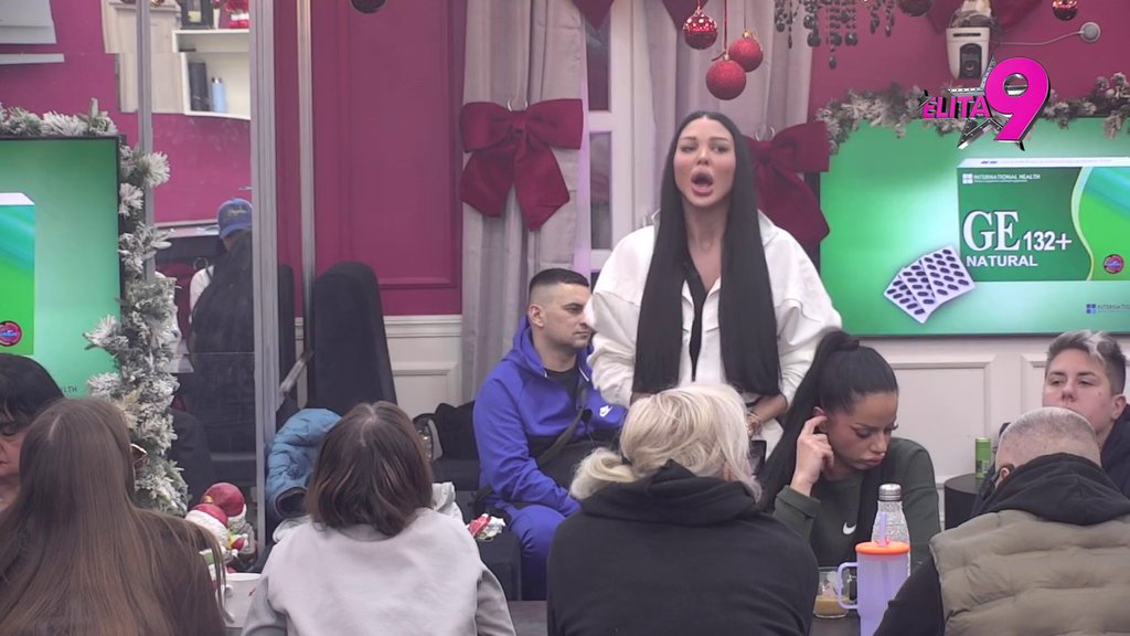 Kraljica poniženja će do februara smuvati Asmina! Slađa Poršelina nikad brutalnije PROZVALA Maju, a onda uništila Sofiju: Jurila je Karića, ali Terza je njena klasa!