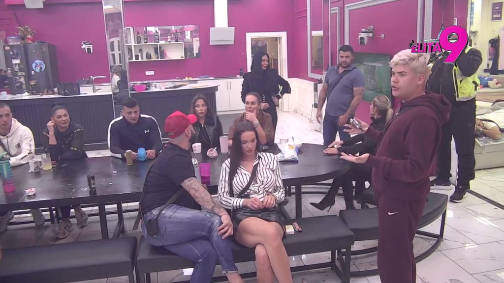 NEMA DALJE! Asmin potonuo u svojim lažima, do juče branio Staniju kako nije znala za njegov brak sa Aneli, a sada je optužio da joj je gledala TikTok pre nego što su uplovili u vezu (VIDEO)