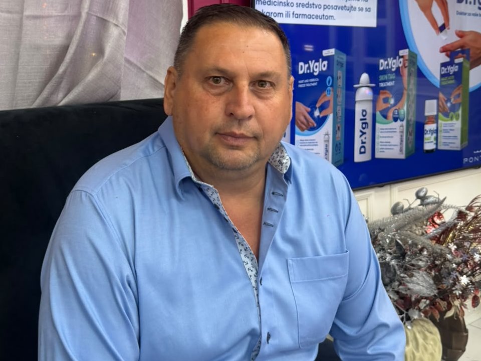 Košta 11 evra, ne zna gde je šuplja! Hitna reakcija Takija Marinkovića, demolirao Poršelinu za Pink.rs: Lako je biti pošten, kad te niko neće