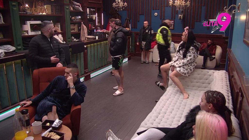 Bogata nagrada: Veliki šef obradovao takmičare Elite! (VIDEO)