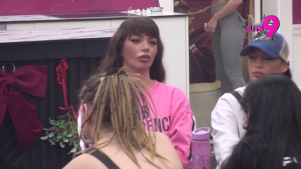 Zaljubljena si u Asmina, jahala si ga! Aneli nije štedela Miljanu, tvrdi da je ODLEPILA ZBOG ALIBABE! (VIDEO)