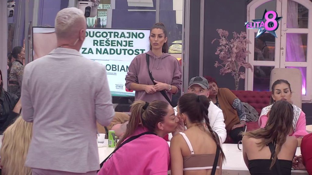 TOTALNI PAD SANJE GRUJIĆ! Saznala za prepiske u kojima je pisala da ju je Marko TUKAO, sve ih demantovala i pored DOKAZA, a onda je Mima DOKRAJČILA: Došla je u tri popodne, njenoj mami sam... (VIDEO)