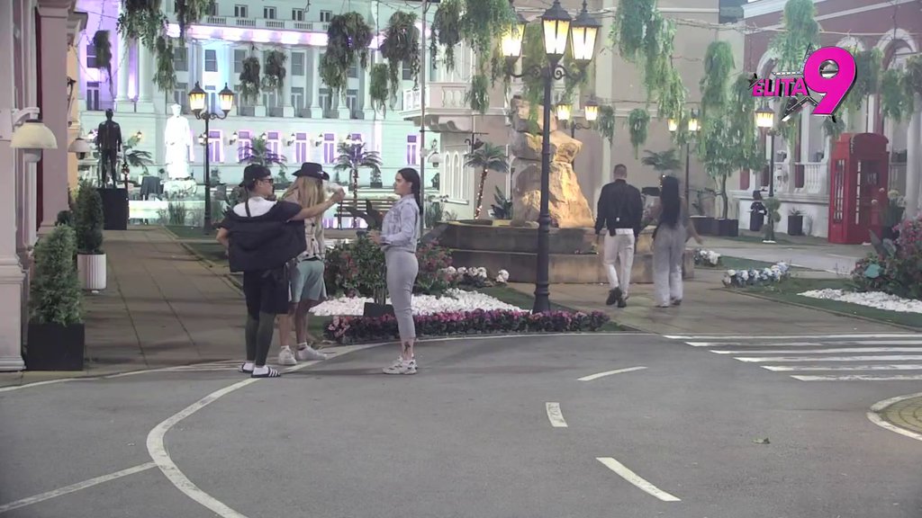 Je l' ti krivo što ga ti nisi primila? Sara Raičević i Boginja brutalno zaratile zbog Đukića, nastao opšti haos! (VIDEO)