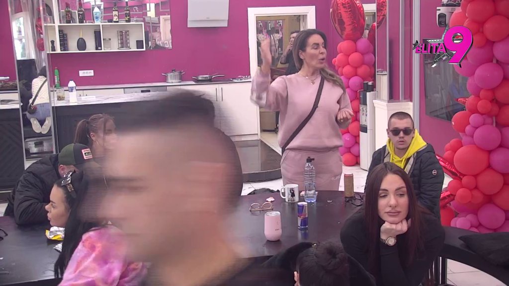 ON NEMA HERCA ZA NJU: Kačavenda tvrdi da će Aneli ostati Anđelova PUSTA  ŽELJA jer mu fali hrabrosti da se suoči sa Asminom i Janjušem! (VIDEO)