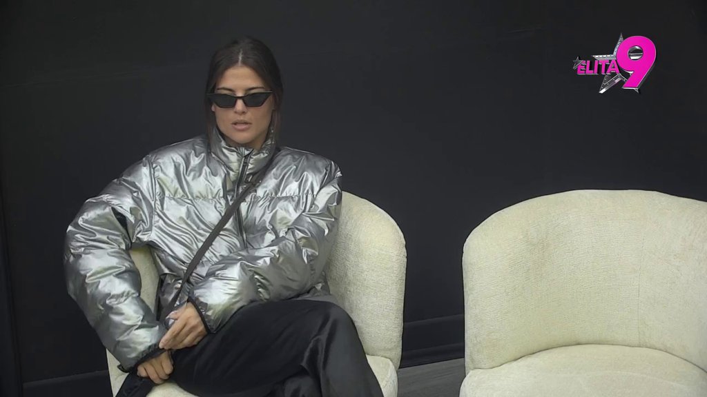 Rekla mi je Zorica da ih je Asmin nagovarao: Boginja otkrila kako se nosi sa MONSTRUOZNOSTIMA Sare i Sandre, priznala da joj Kačavenda preči put ka Anđelu: Otkako se vratila ništa, ne ide mi da babetina od 50 godina naskače! (VIDEO)