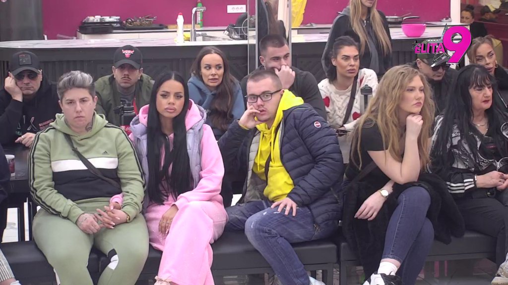 OD BLAMA POBEGLA GLAVOM BEZ OBRZIRA! Prikazan ljubavni klip Matore i Anite, Jovana prekrila oči, Anita napustila crni sto! (VIDEO)