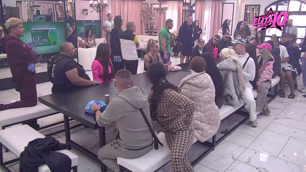 Prvo da se izvinim ŽENAMA! Tošić povukao ručnu, a onda odlučio ko ove nedelje ide u Odabrane (VIDEO)