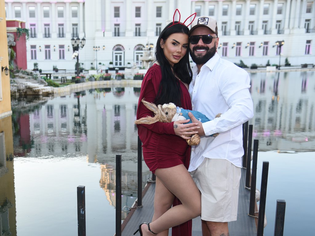 NI MAJKA ROĐENA DA JE NE PREPOZNA! Kad vidite kako je Anita Stanojlović izgledala pre svih korekcija i plastičnih operacija - ZANEMEĆETE OD ŠOKA! (FOTO)