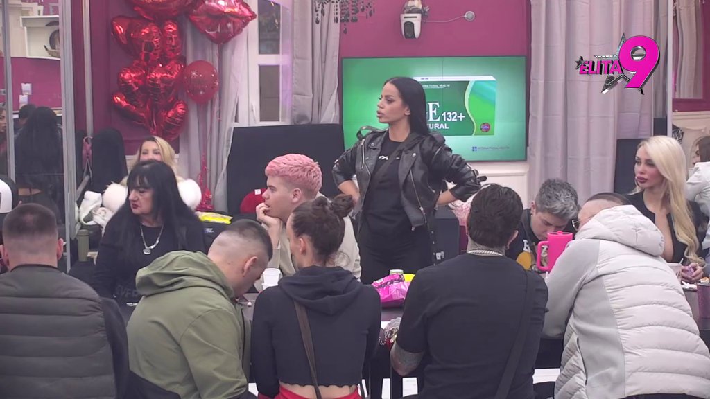 Pokušao da je ukanali, ali uzalud! Anđelo pecnuo Matoru preko Alekseja, ona mu uzvratila duplo: Jesam, pričala sam, ali nisam htela da joj se ODUZME DETE (VIDEO)