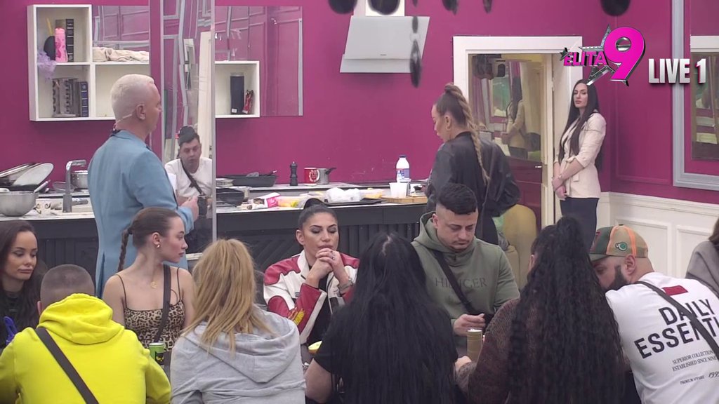 Nisu mi prijatelji ako je blate: Terza stavio Sofiju iznad svih, najavio kraj drugarstva svima koji blate njegovu devojku! (VIDEO)