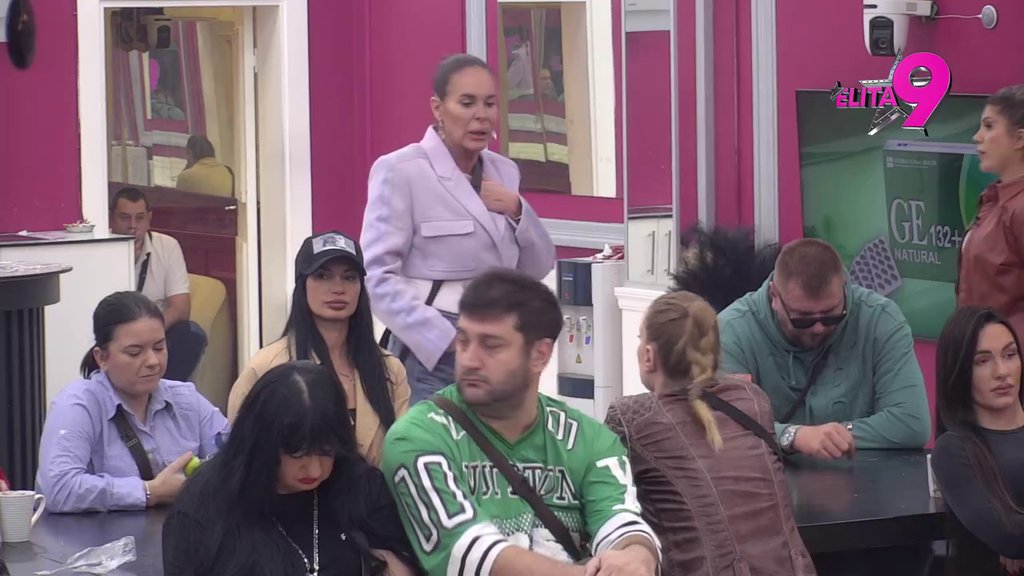 UBEĐENI U OVO: Takmičari opleli po Teodori, smatraju da je PREŠLA SVE GRANICE, a Bebici zameraju samo jedno (VIDEO)