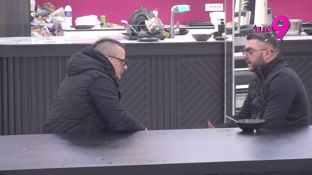 Moraš da budeš šmeker: Asmin dao Terzi smernice, samo ovako može da se pomiri s Minom! (VIDEO)