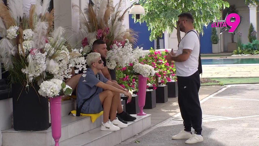 Prljava je, bacala je uloške po kući: Asmin kao nikad razvezao jezik o Aneli, isplivali svi detalji njihovog odnosa: Pozovem policiju i DETE JE KOD MENE! (VIDEO)