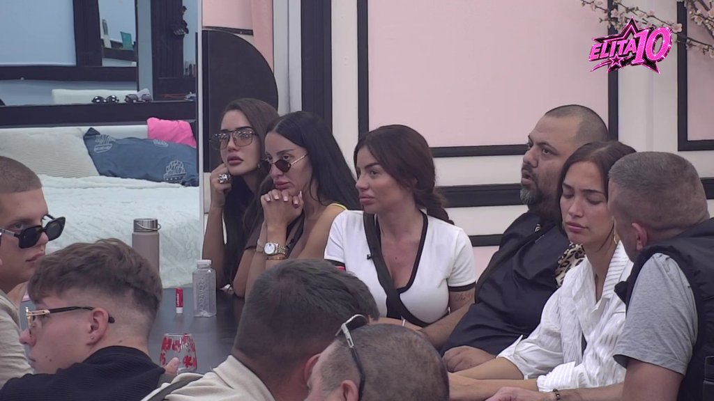 Ljubavna drama: Žestoko prepucavanje Sandre i Janjuša, ona napravila ljubomornu scenu zbog Sanje Grujić! (VIDEO)