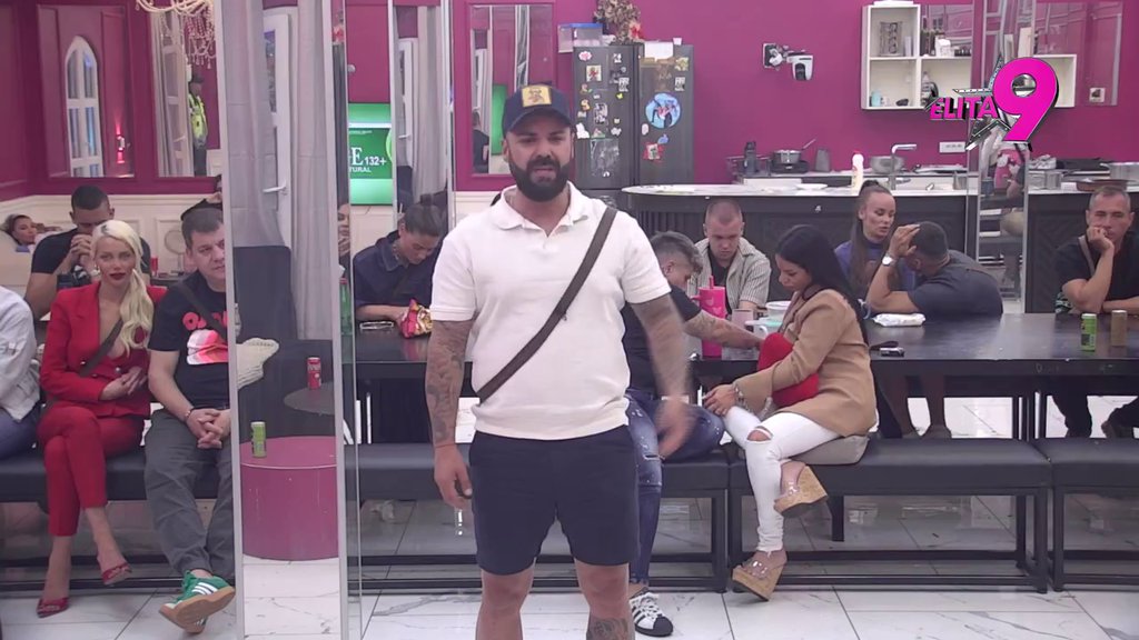 Ona je nesrećna, nema sreće u životu: Luka bez zadrške priča o Aneli, pa je Anita patosirala (VIDEO)