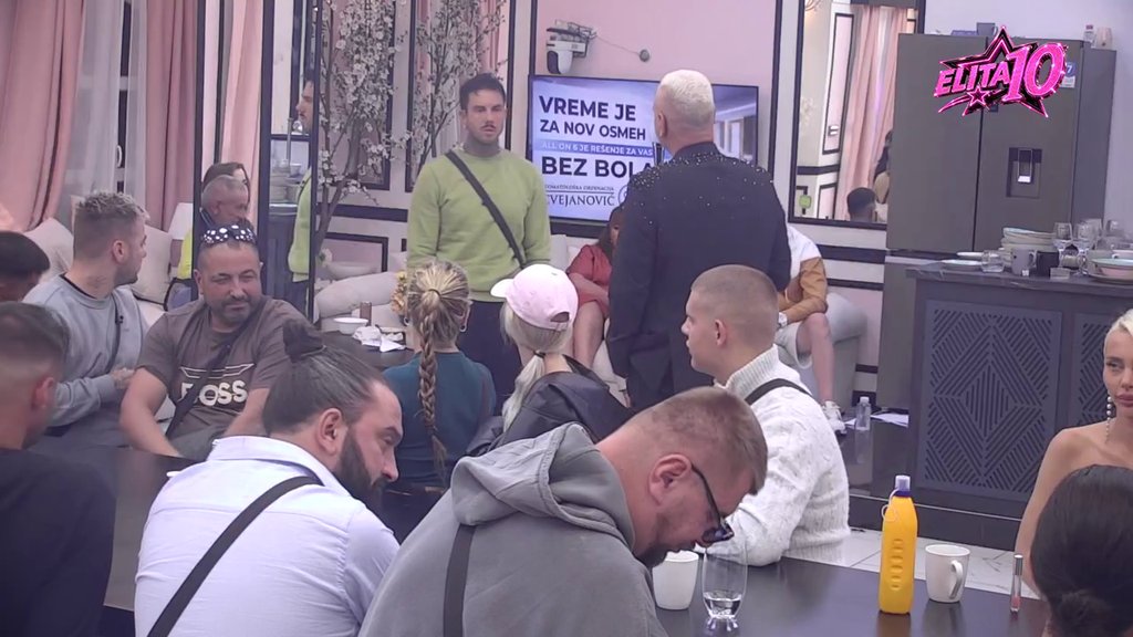 Naša veza nema perpektivu: Filip priznao da ga izluđuju Anelini postupci, Janjuš izanalizirao njihovu situaciju, pa doneo zaključak: Ne krivim je, već muškarce koji... (VIDEO)