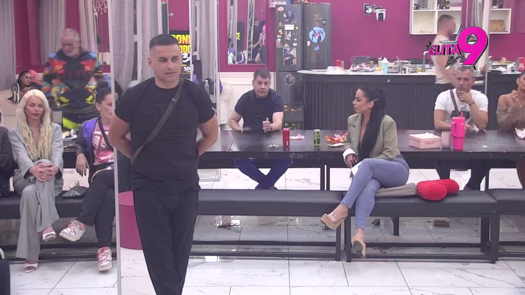 Ovo između nas nije normalno! Bebica priznao da se on i Teodora prate pogledima: Neću se sa njom pomiriti koliko god to hteo!  (VIDEO)