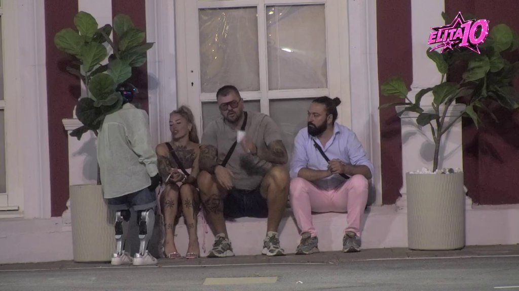Sladi se na sav glas: Janjuš pomno sluša detalje svađe Đukića i Aneli, Dača obelodanio sve! (VIDEO)