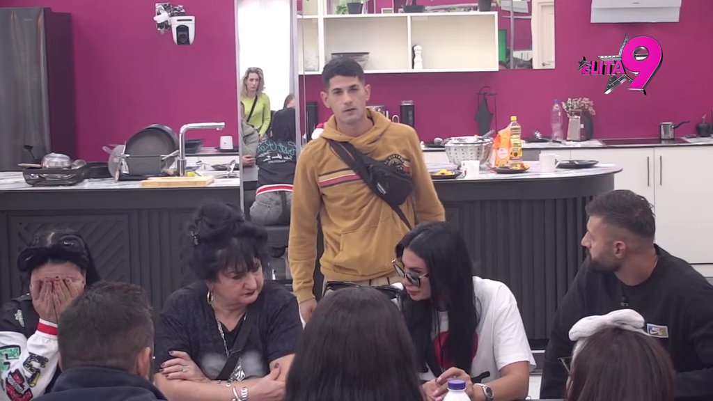 Ispovest koja lomi srca: Dejan Ketić progovorio o životu u domu i hraniteljskoj porodic! Ovo je životni cilj Ilije Pečenice! (VIDEO)
