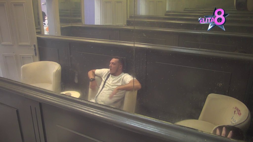 OČITAO IM LEKCIJU! Gastoz šokiran ponašanjem Korde i Ane Nikolić, rešio da ih dozove pameti: IZGUBILA JE OCA, A MAJKA JOJ JE OZBILJNO BOLESNA... (VIDEO)