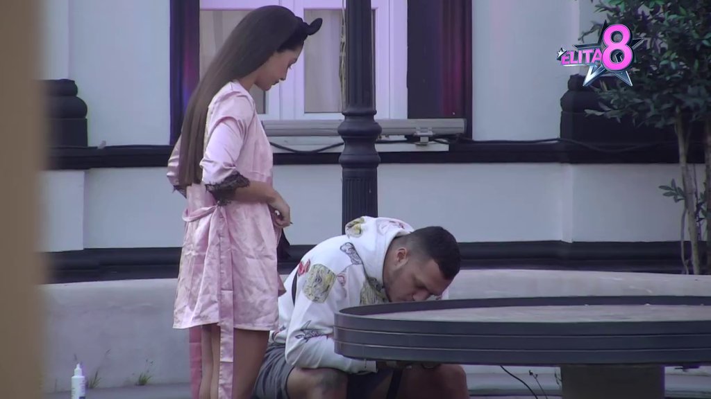Ljubav nema cenu: Anđela priznala Gastozu da ne želi da plaća kazne zbog poljupca u izolaciji, on je oduvao! (VIDEO)
