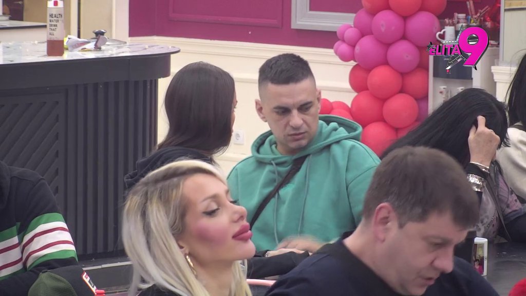 MI SMO SADA ZAVRŠILI: Bebica rešio da stavi tačku na vezu sa Teodorom, preko ovoga joj ne prelazi (VIDEO)