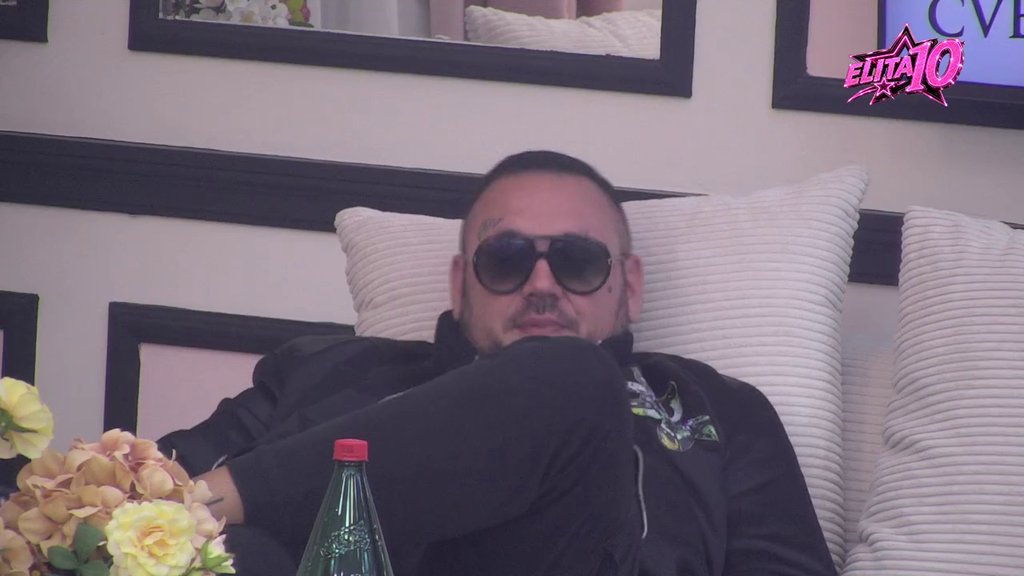 Verovatno je demolirala stan: Poršelina preponosna na sebe jer je Careva još jedna recka u nizu, cveta jer se osvetila Maji Marinković! (VIDEO)