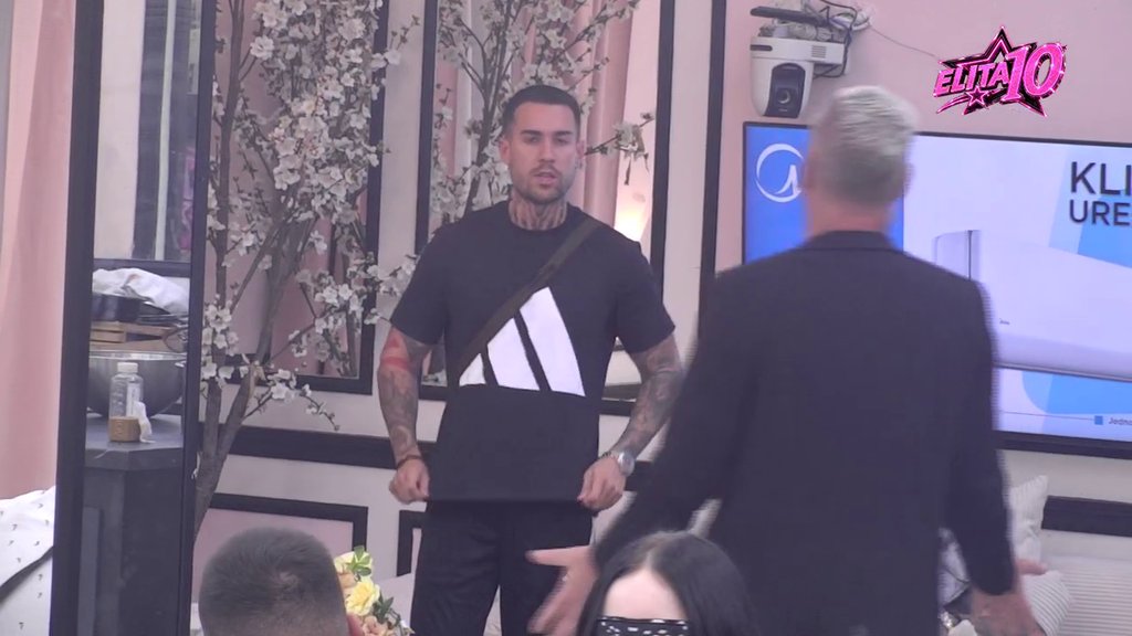 Nisam sigurna da ništa nisu imali: Anđela i Janjuš priznali da ne veruju Sandri, ona menja boje poput semafora! (VIDEO)