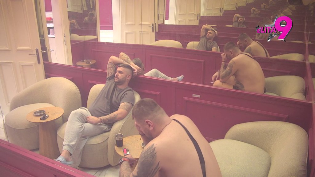 Duša mi plače: Asmin ogolio dušu o problemima sa Aneli, Janjuš uložio svu snagu da mu pomogne i da ga uteši! (VIDEO)