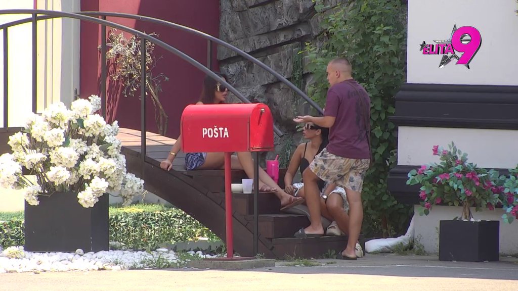 Otišla sam tamo da potpišem papire i UZMEM MU IMOVINU, zašto bih inače trpela MATOROG JARCA! Sofija ne prestaje da urniše Daneta (70): Ima kilu, ne može da hoda! (VIDEO)
