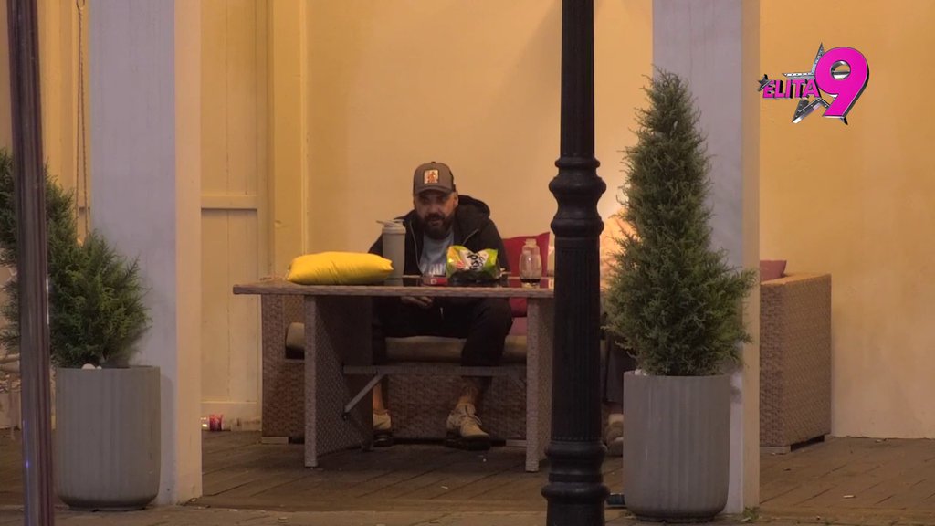 Odao se jednom rečenicom: Luka indirektno priznao da nije bio zainteresovan za Aneli, ona promenila sve boje (VIDEO)