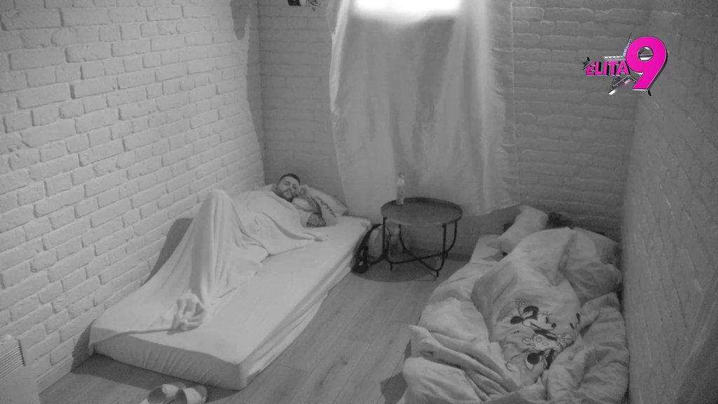 Okreni se tamo i doviđenja: Maji pala roletna zbog Uroša, pa oduvala i Alibabu (VIDEO)