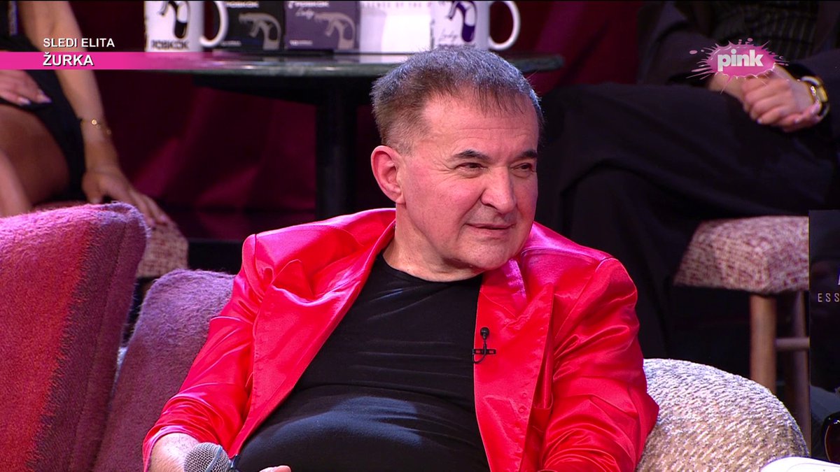 Naš poznati pevač šokirao odgovorom: Priznao da bi platio za intimne odnose, evo i zbog čega (VIDEO)