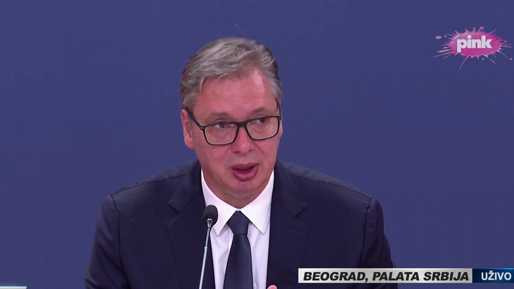 STIŽU I VAUČERI ZA PENZIONERE! Ovo su svi detalji: Koliko vrede i ko ima pravo na njih