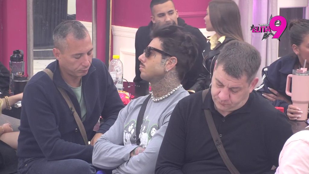 ŠOK! Anita nahvalila Aneli, pa otkrila da li treba da uđe u vezu sa Đukićem (VIDEO)