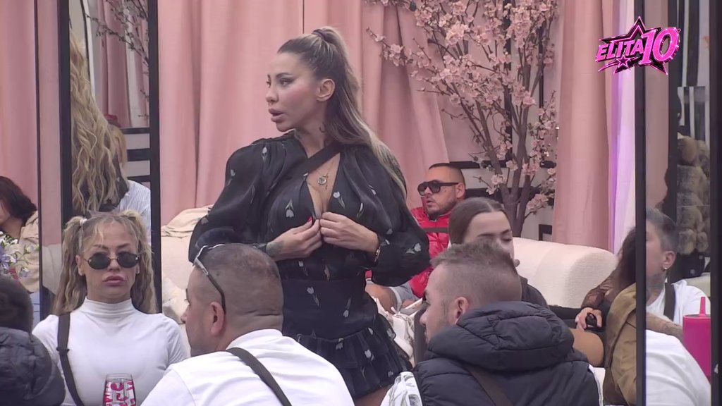 Popio pedalu: Aneli pukao film zbog Anđele i šutnula Cara, on pobesneo! (VIDEO)