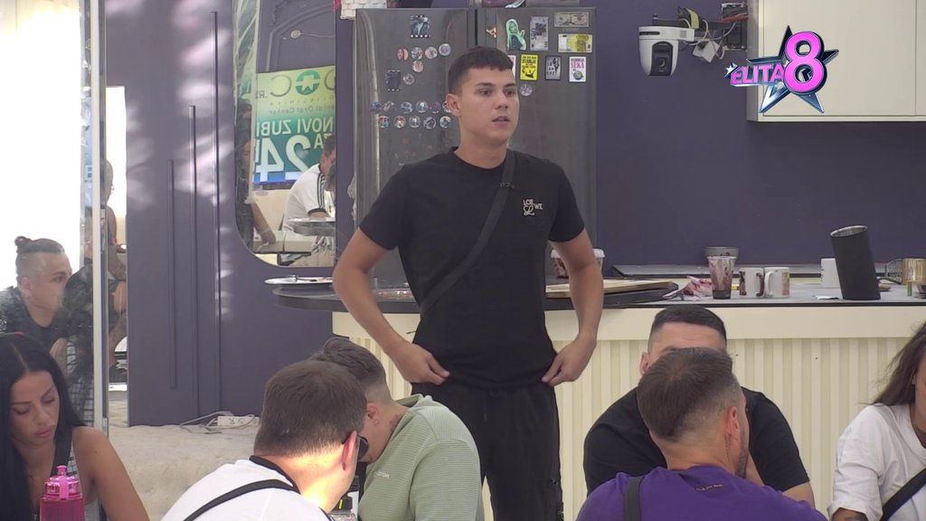 Hladan tuš za Anđelu Đuričić: Gastoz opet zauzeo Sofijinu stranu, ona na korak do ludila! (VIDEO)