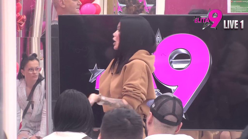 METEŽ U BELOJ KUĆI! Potpuno raspršivanje prijateljstva Vanje i Kačavende, Dača srozao Živićevu kao nikada do sad: UDRUŽILA SI SE SA NJENIM NEPRIJATELJIMA! (VIDEO)