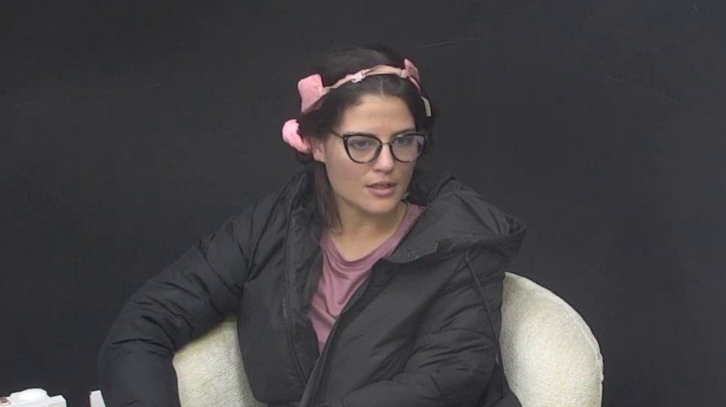 Filip mi nije jasan: Nakon što je Boginja rešila da se distancira od Đukića, oglasila se njena drugarica, otkrila da je došlo vreme da Tanja pokaže NOVU SEBE