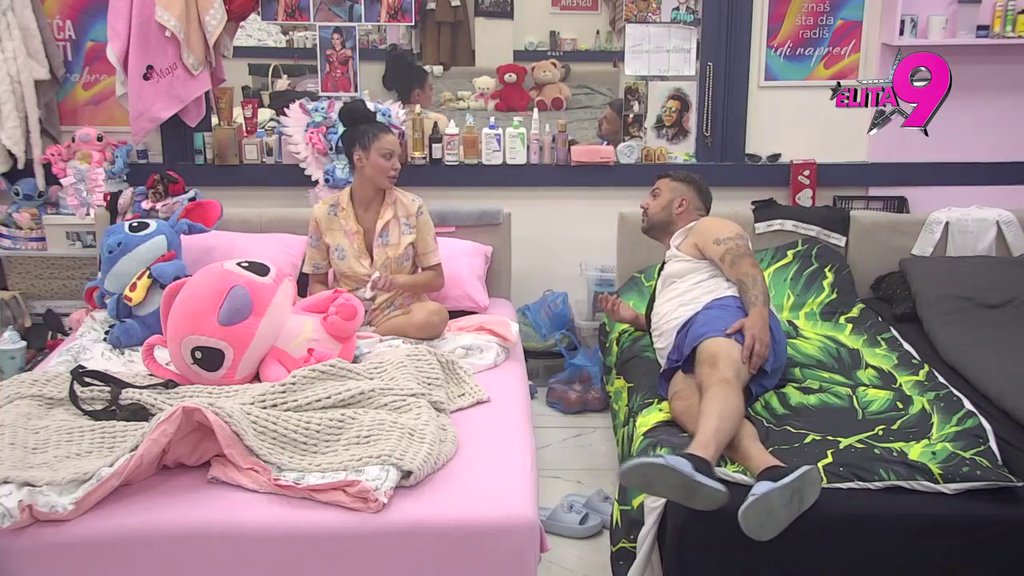 Kuku, lele! Maji popuštaju kočnice, Asmin otvorio dušu: Sviđa mi se kako spavaš, lakiraš nokte... (VIDEO)