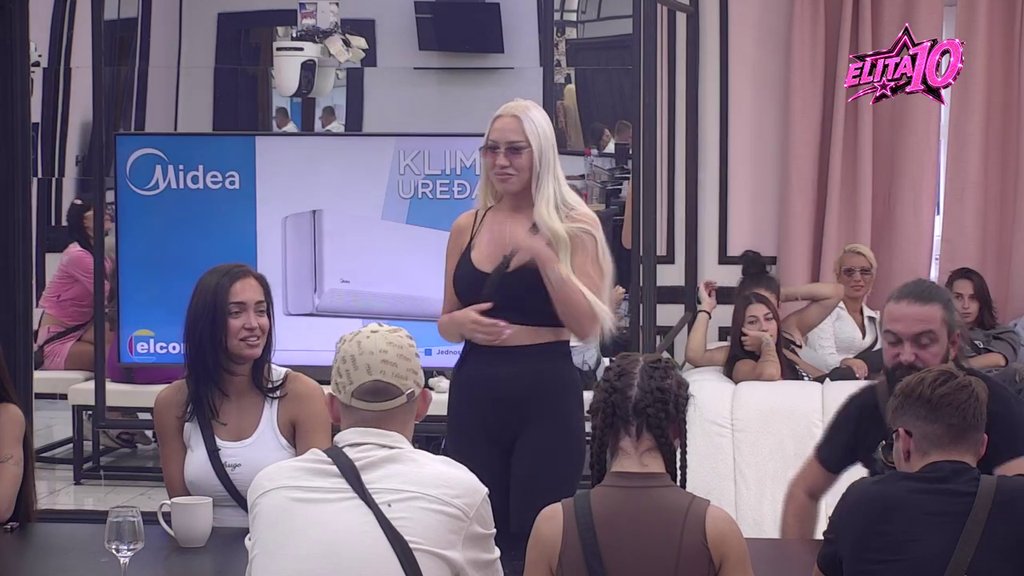 Kad pukne tikva, oriće se sve: Uroš siguran da Laura i Glorija kriju mnoge tajne jedna o drugoj! (VIDEO)