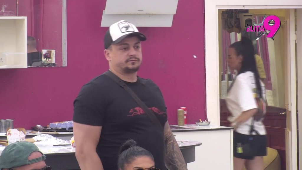 Poljubili su nam se polni organi: Janjuš otkrio zašto je mesecima ćutao o vreloj akciji sa Aneli! (VIDEO)