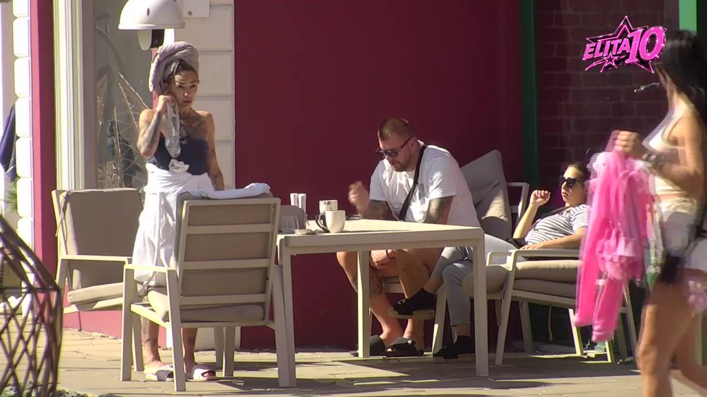Eskalacija ljubomore: Rada primetila Milanovo udvaranje Miljani Ristić, pa joj se obratila: Smuvaj se sa mojim bivšim! (VIDEO)