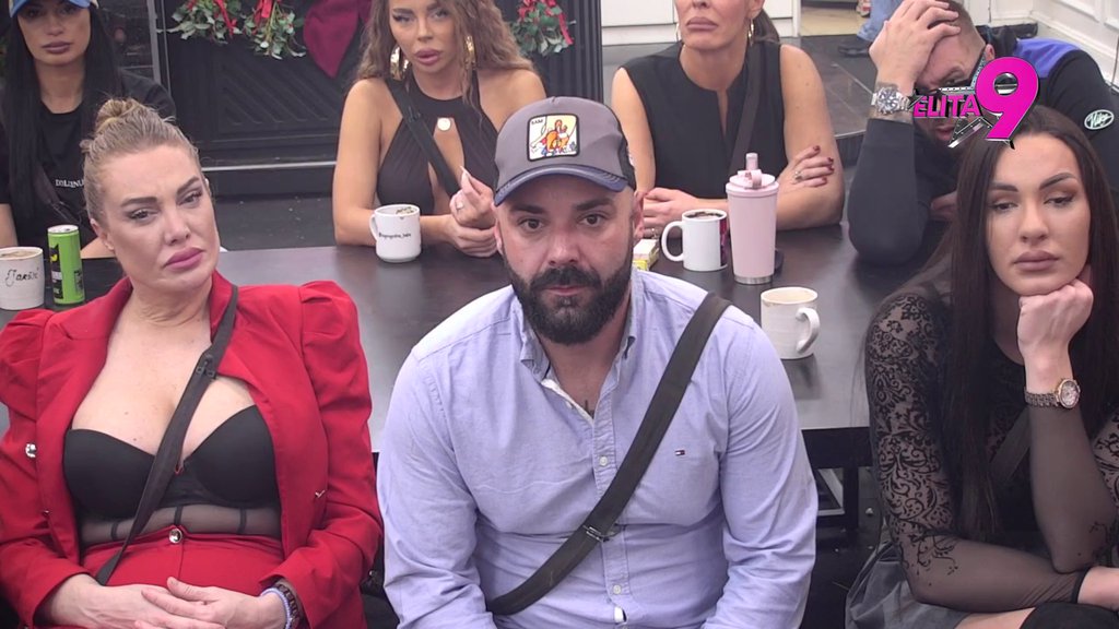 NAGLI PREKID EMISIJE! Darko se obratio Luki Vujoviću, Aneli ga namerno pecnula, on joj žestoko odbrusio (VIDEO)