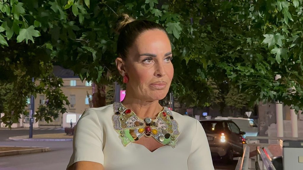 Razvezala jezik u svom stilu: Kačavenda unakazila bivšu prijateljicu Sandru zbog Janjuša, pa Jakšićku napljuvala za sve pare
