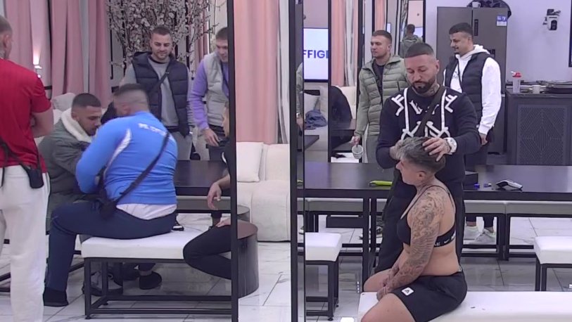 ODMERAVANJE SNAGA! Muški deo Bele kuće pokazao ko je najjači (VIDEO)