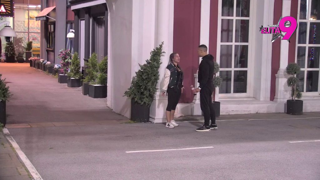 Doživela pomračenje: Sara urla iz petnih žila na Murata, Ivan doliva ulje na vatru (VIDEO)