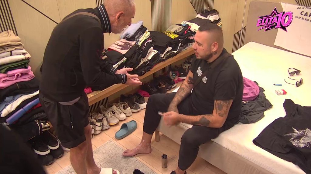 Obezbeđenje uletelo u rehab! Aneli i Car u brutalnoj svađi, on je nakon salve uvreda PLJUNUO (VIDEO)