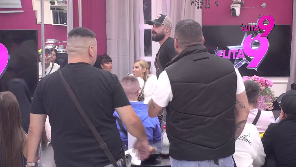 Ukrale ste mi 100.000 evra, dokazano: Bebica urnisao Luku i Aneli, Asmin raspravom s Ahmićevom izazvao MUK u kući (VIDEO)